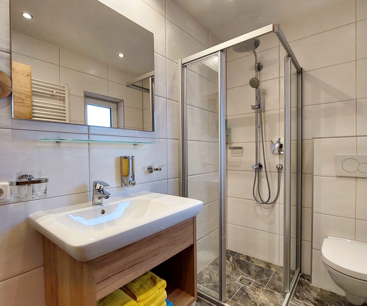 Badezimmer-Ferienwohnung-21-Ischgl