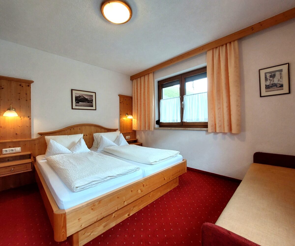 Schlafzimmer b