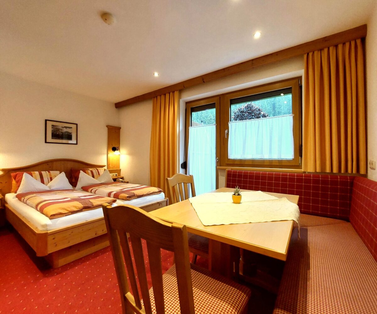 Wohnschlafzimmer-Typ3-Apartment-Brandau